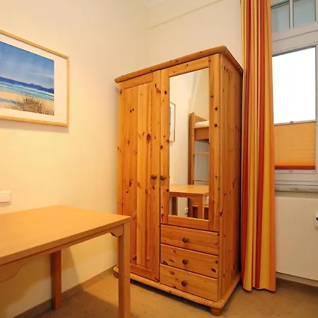 Apartment Duenenschloss 1-22 Kuehlungsborn